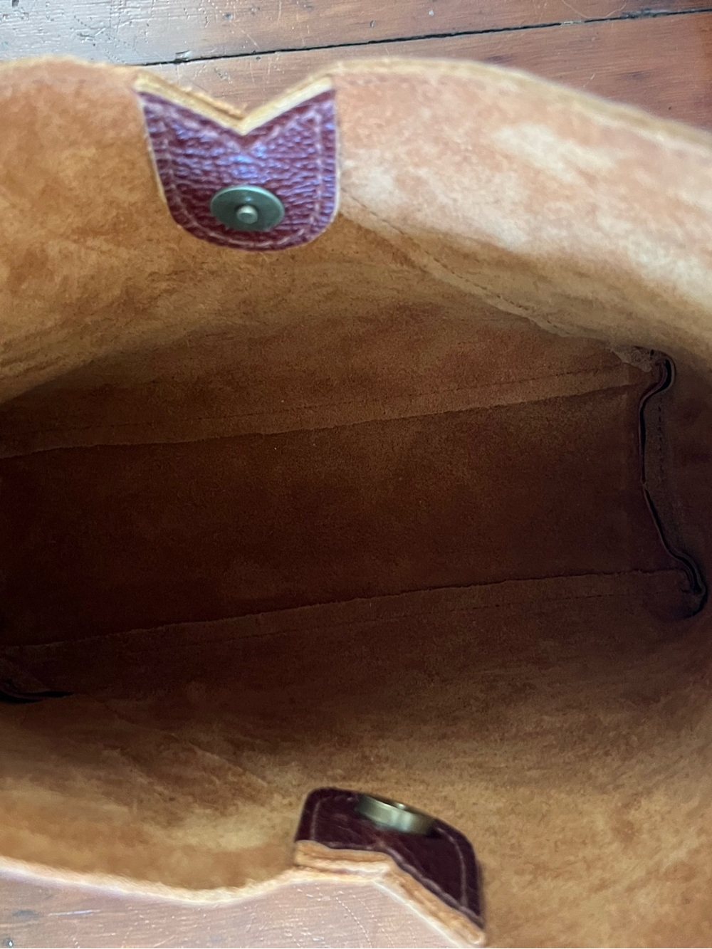 Portland Leather Goods Large Naomi Shoulder Bag in Nutmeg Pebbled Leather NWT - Picture 7 of 14